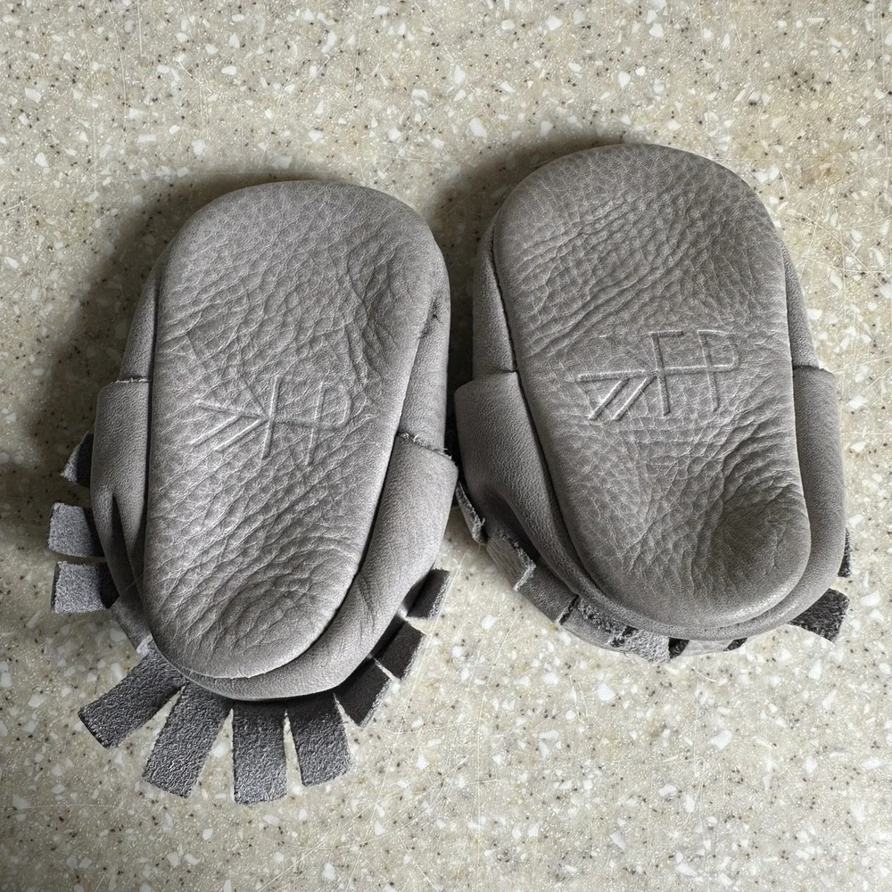 Freshly Picked Baby Moccasins Grey shoes size 2